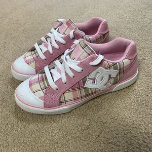 DC plaid sneakers size 5.5